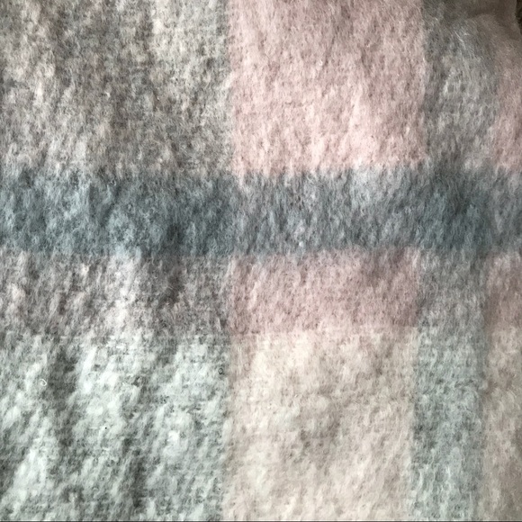 NWT H&M Pink & Gray Scarf - Picture 3 of 3